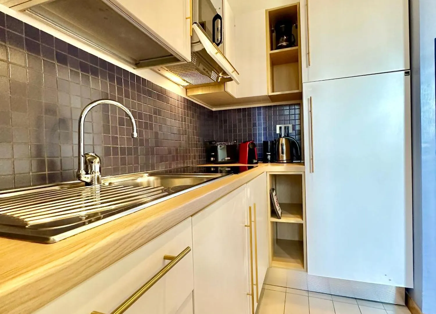 Vacanze Romane Basilica Apartment Rome
