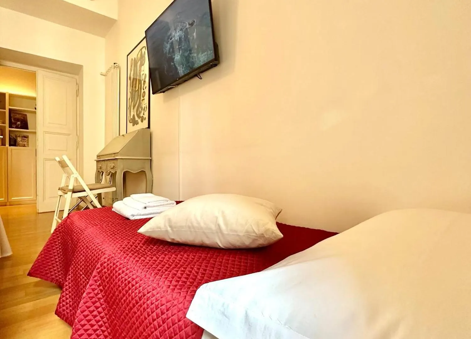 Vacanze Romane Basilica Apartment